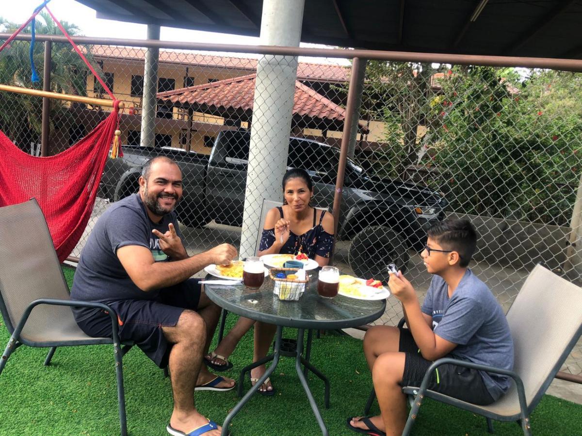 Roxy'S Bed & Breakfast Boca Chica Bagian luar foto